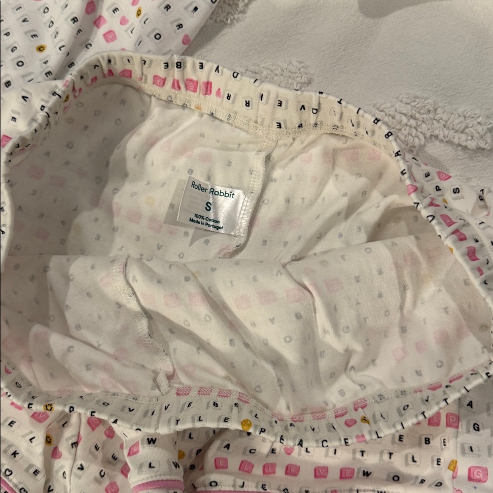 Brand new w/o tag Roberta Roller Rabbit White and Pink Kids Pajamas Never worn - Picture 2 of 8